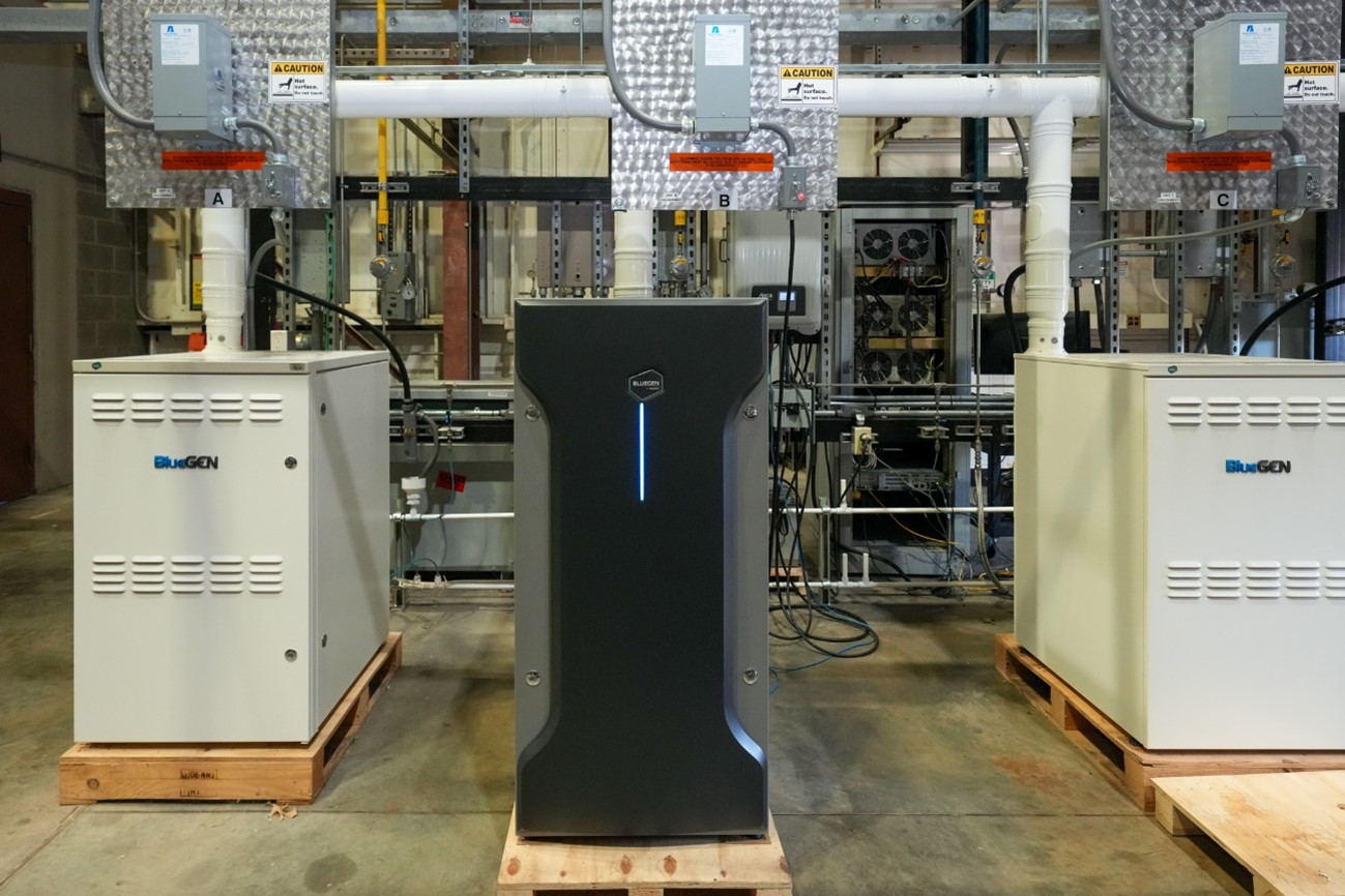 NETL’s new 1.5 kW solid oxide fuel cell system (center) installed and operating at the Morgantown, WV site.