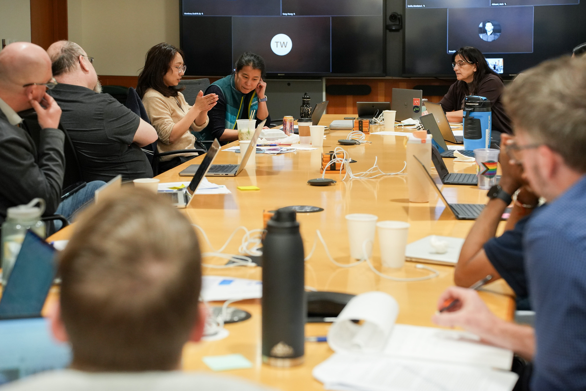 Campaign participants met in March 2026 for an Unconventional Critical Experimental Design Forum at EMSL PNNL. 