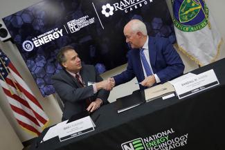 NETL Acting Director Sean I. Plasynski, Ph.D., and Ramaco Carbon Chairman and Chief Executive Officer Randall Atkins signed an umbrella cooperative research and development agreement (CRADA) on Thursday, June 7, at the Lab’s Pittsburgh site.